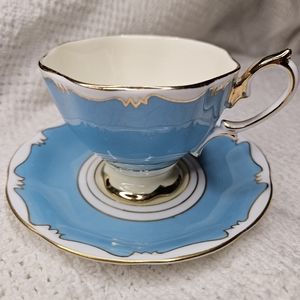 Royal Albert Crown Bone England China Teacup Saucer BLUE Gold White Vintage